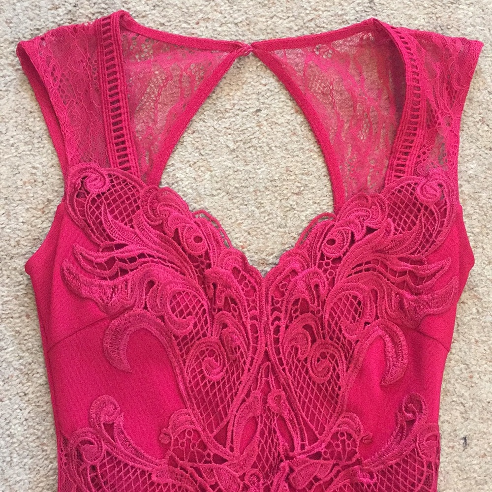 LIPSY U.K. red bodycon cocktail dress